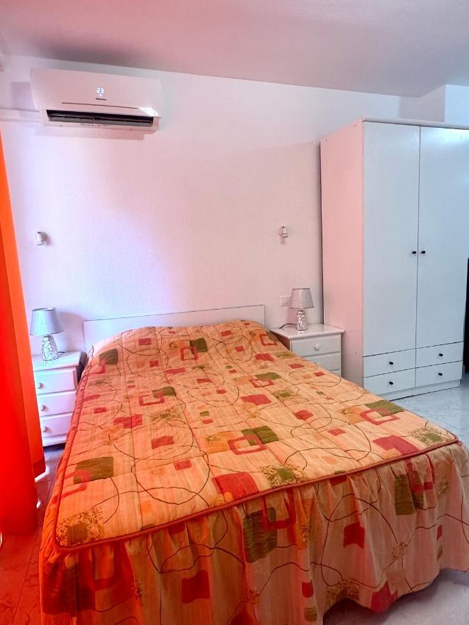 Estudio A 1 Minuto De La Playa Apartment Torrevieja Bagian luar foto