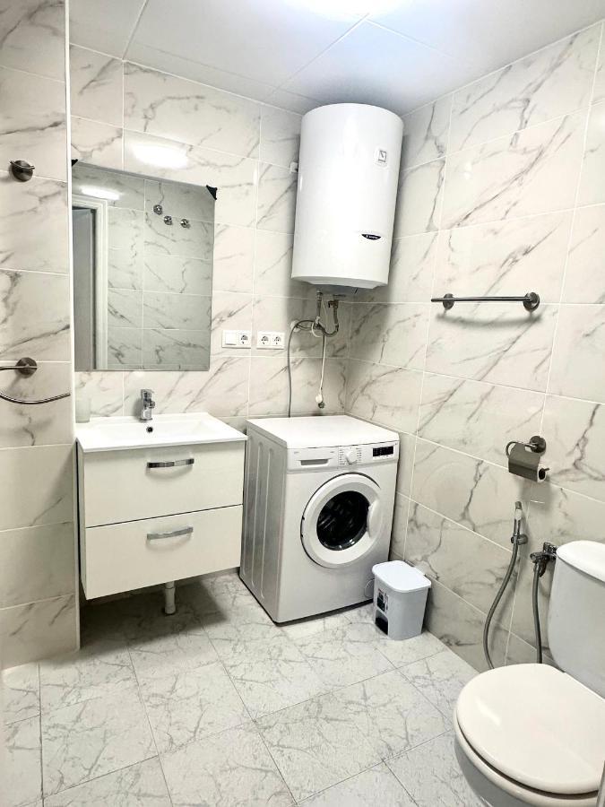 Estudio A 1 Minuto De La Playa Apartment Torrevieja Bagian luar foto