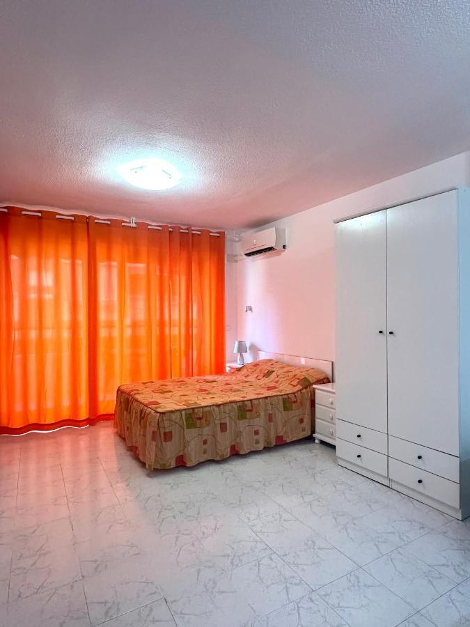 Estudio A 1 Minuto De La Playa Apartment Torrevieja Bagian luar foto